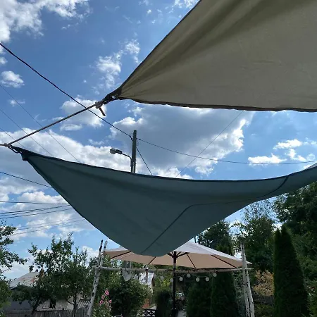 Husky-cabana Integrala
